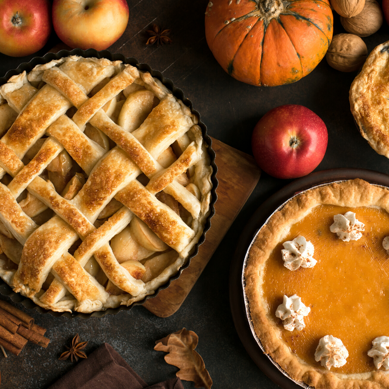 Thanksgiving Day apple and pumpkin pies