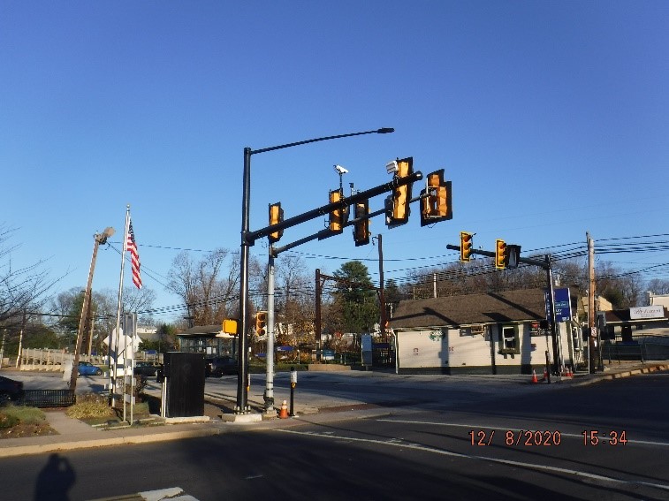 traffic signal construction at the intersection of Edge Hill Road_SEPTA lot and Jenkintown Road