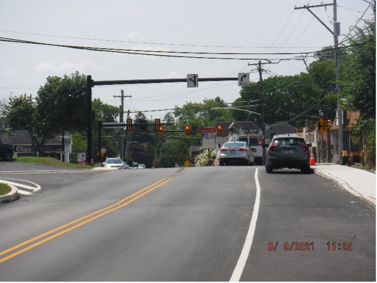 Image of New Traffic Signals and Signs Tyson Ave and Jenkintown Rd Looking West